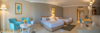 Aurora Oriental Resort
                            
                                Fırsat Oteli
