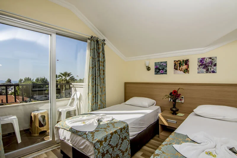 Magic Tulip Hotel