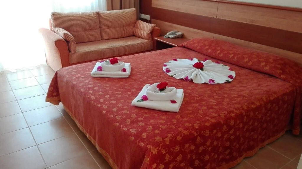 Mavruka Hotel
