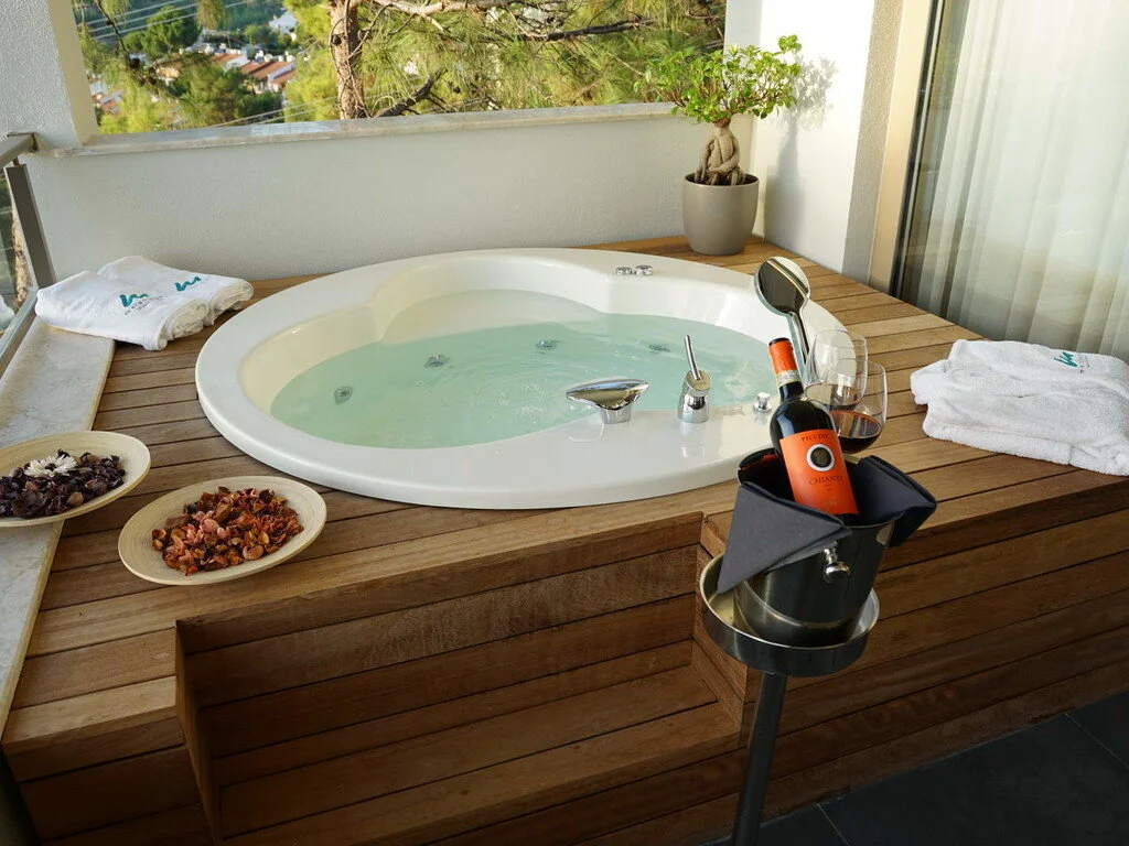 Melanippe Relaxing Hotel