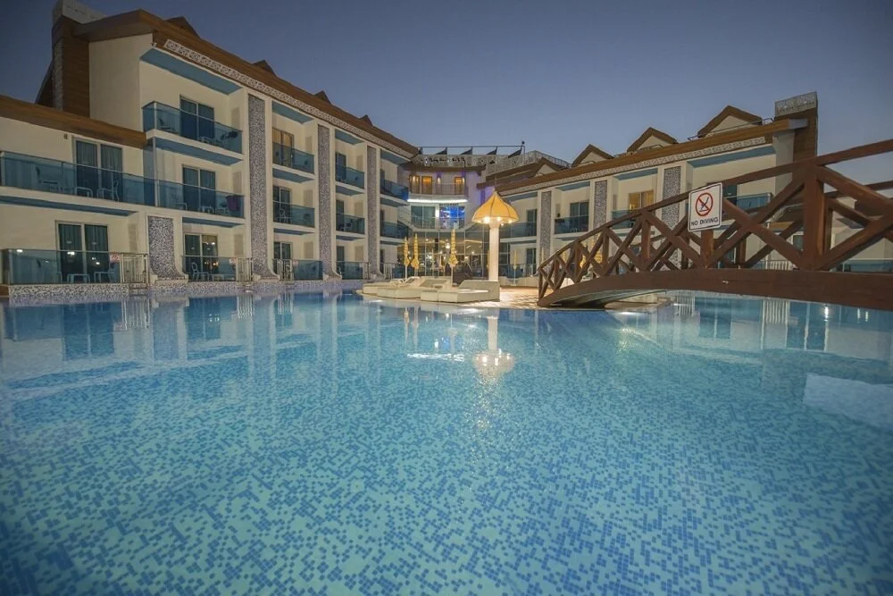 Ocean Blue High Class Hotel