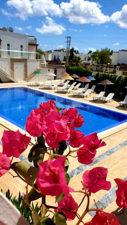 Paradise Apart Hotel