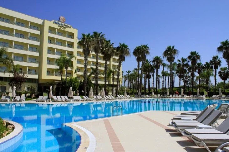 Presa Di Finica Hotel & Suites