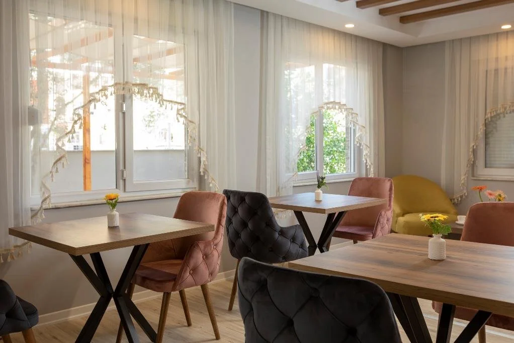 Toprak Otel