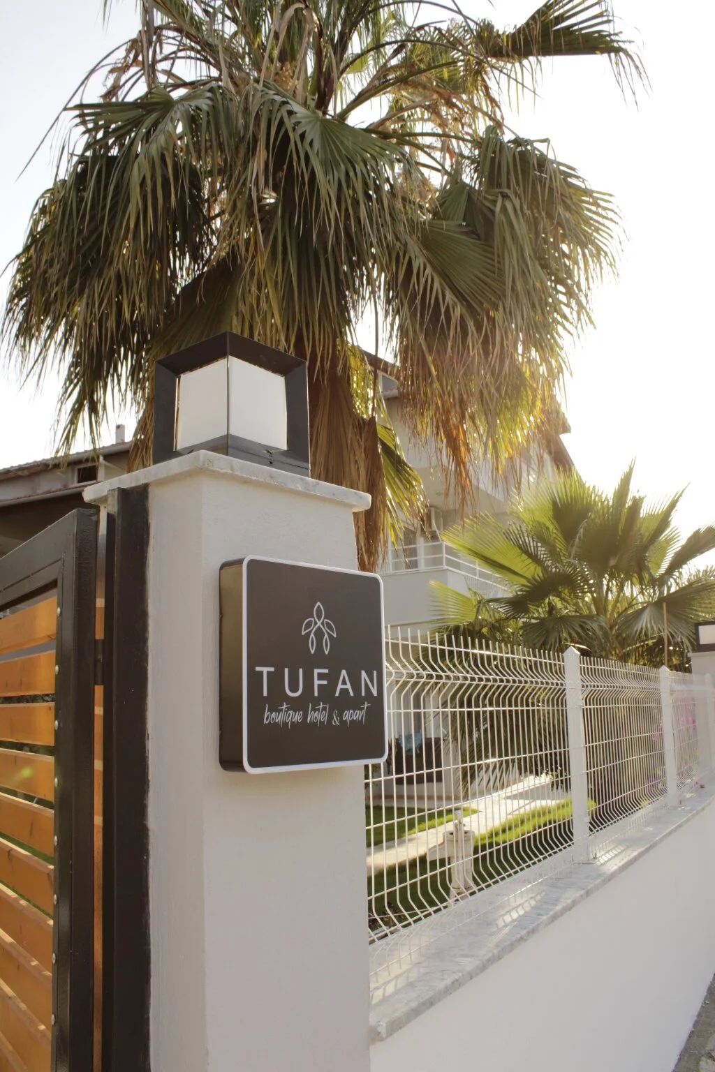 Tufan Hotel & Apart