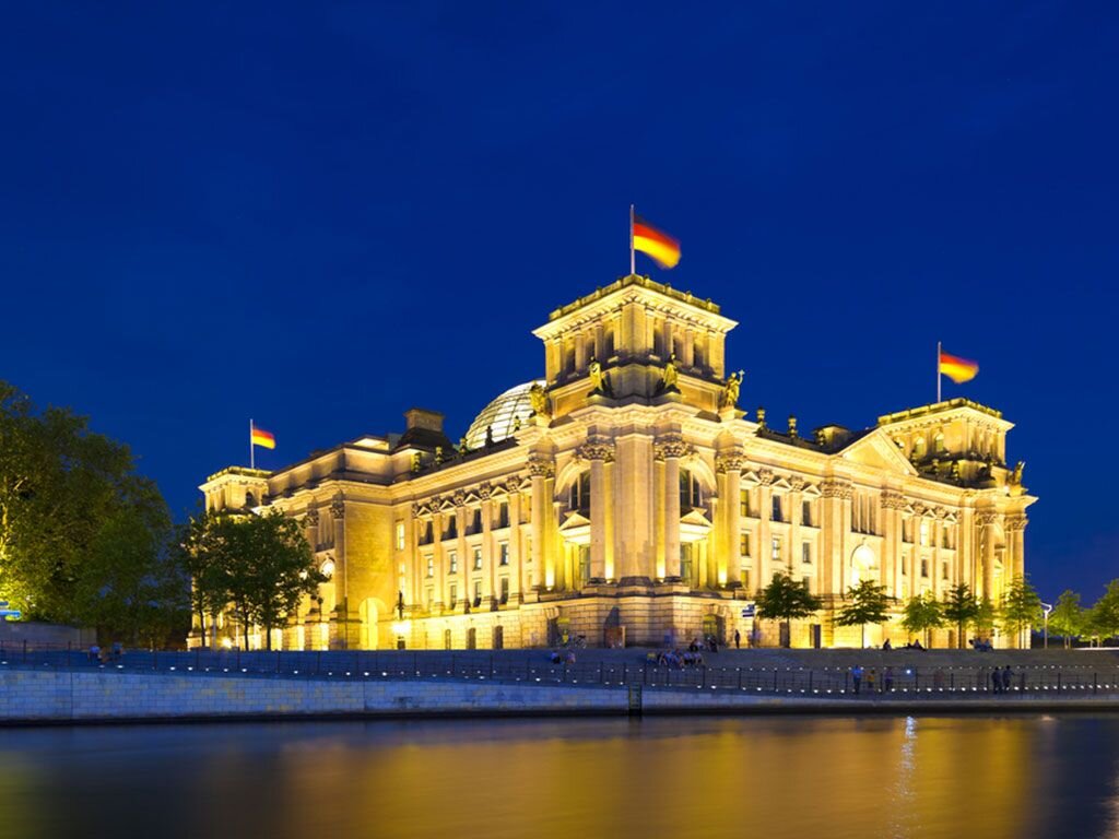 Romantik Yol Turu - Pegasus Havayolları ile 7 Gece (BER-VIE)