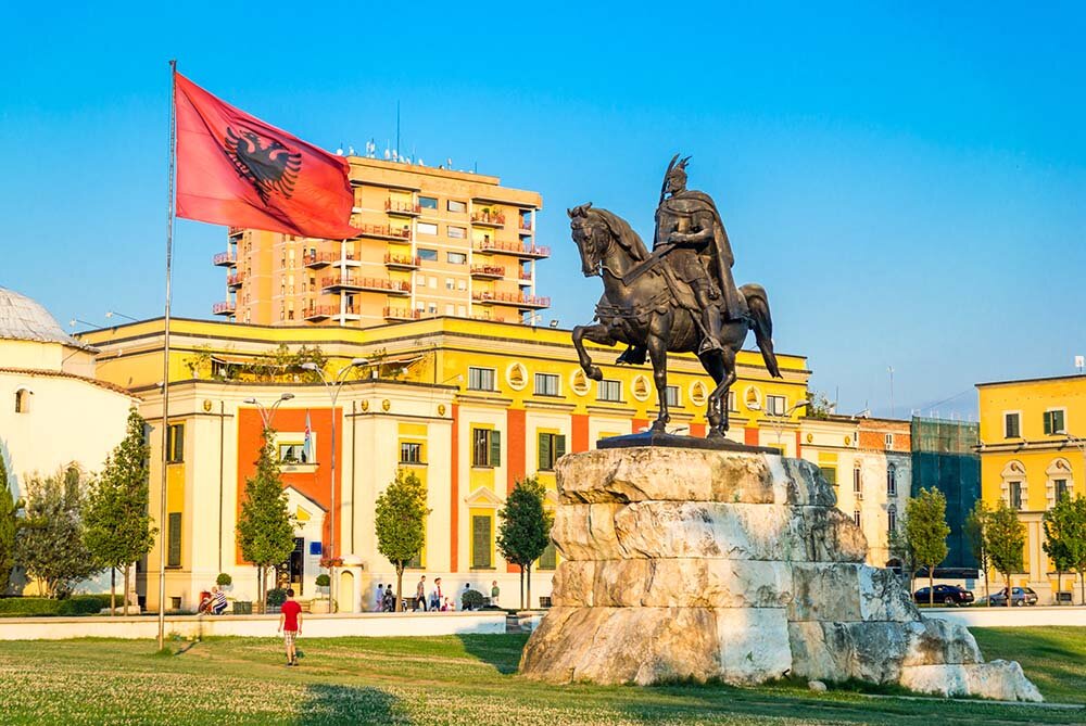 Büyük Balkan 6 Ülke Turu - Antalya Hareket - Sunexpress Hy İle 6 Gece (TIA-TIA)